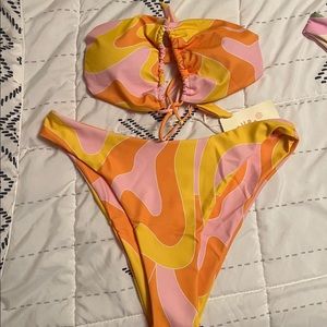 Aurelle swimsuit sz large.